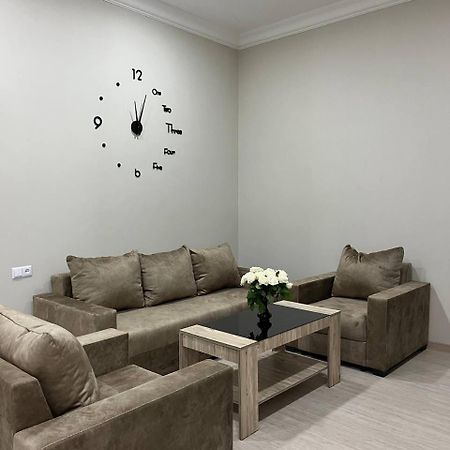 Appartement In Yerevan Exterior foto